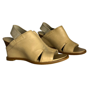 Anthropologie Matisse Belle Leather Cutout Wedge‎ Size 8M